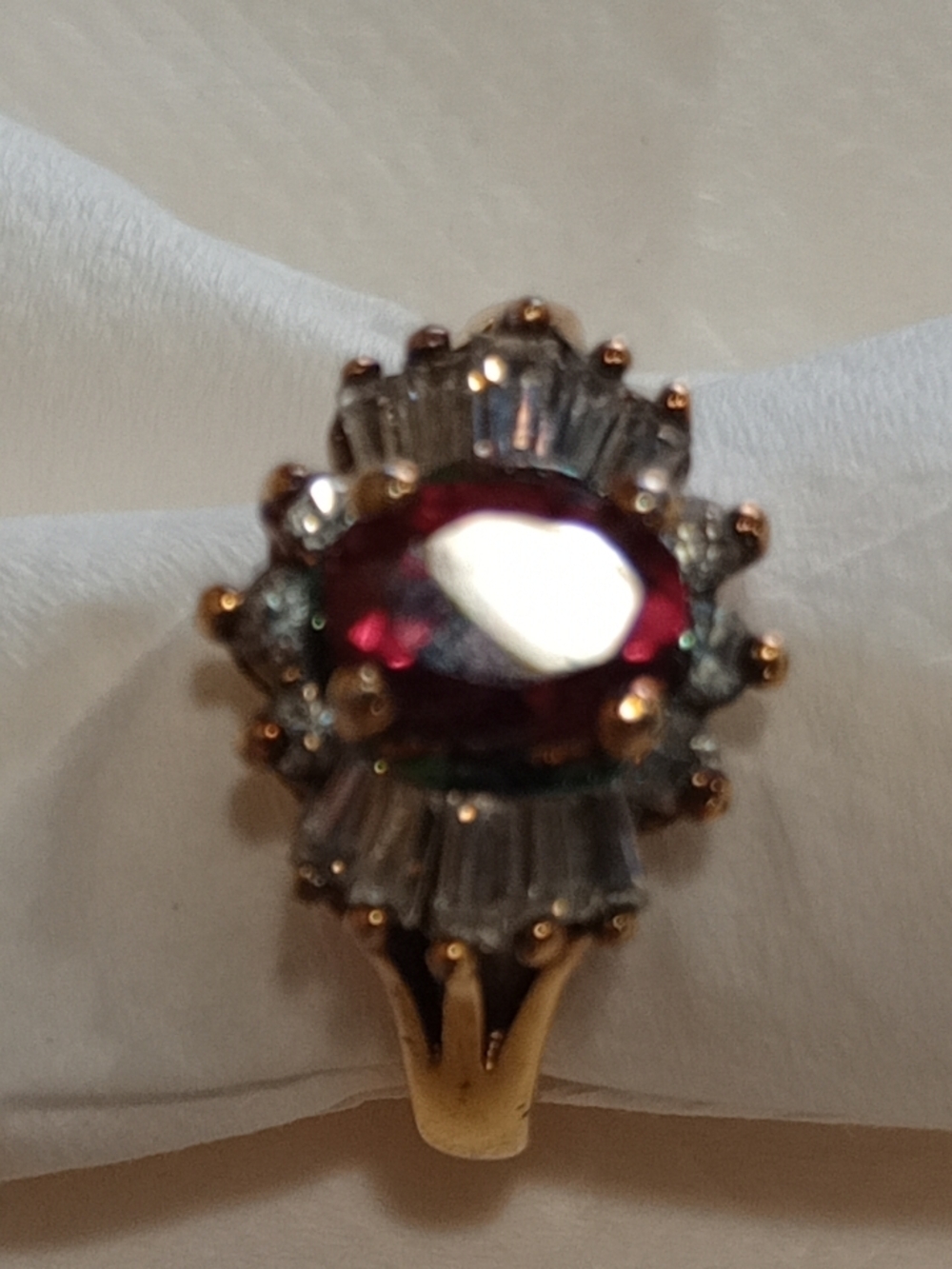 Vintage Sterling Silver Ruby Colored Gemstone Starburst Ring
